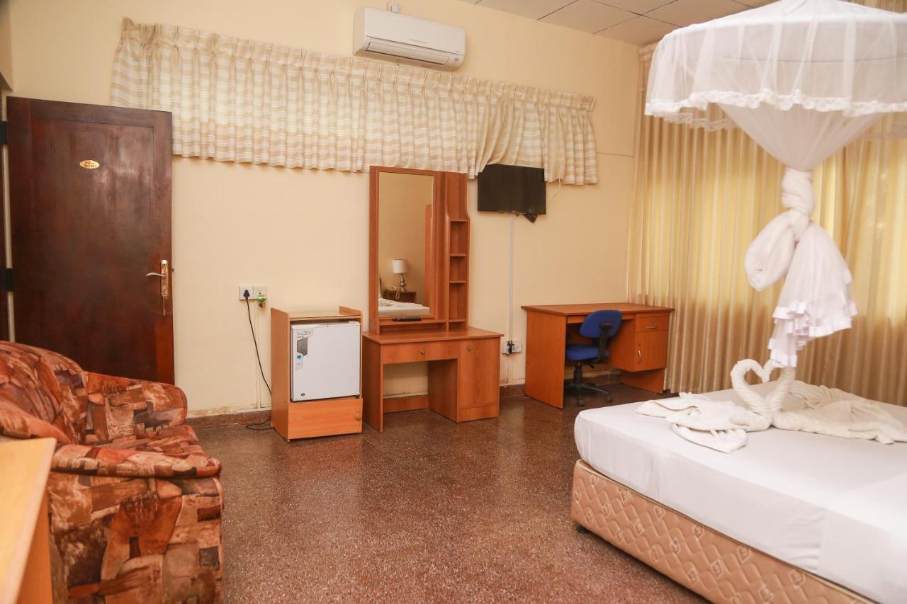 Hotel Milano Tourist Rest Anuradhápura Exteriér fotografie