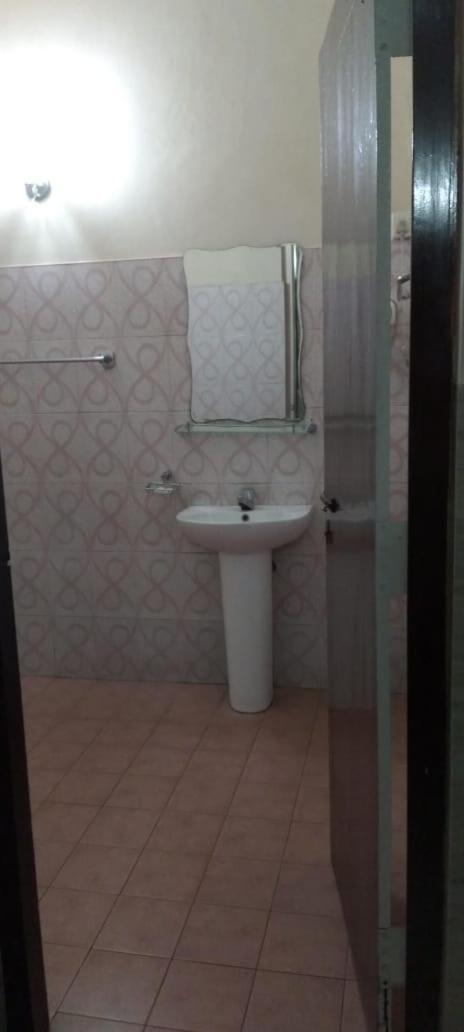 Hotel Milano Tourist Rest Anuradhápura Exteriér fotografie