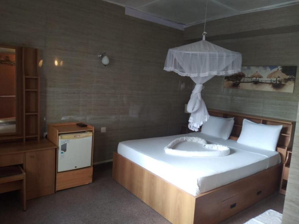 Hotel Milano Tourist Rest Anuradhápura Exteriér fotografie
