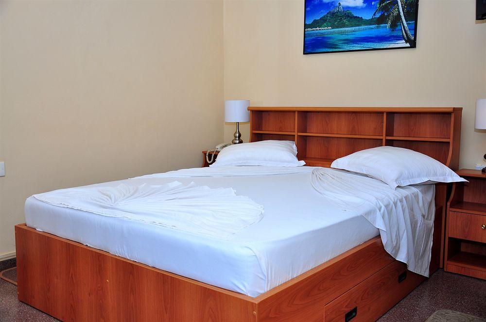 Hotel Milano Tourist Rest Anuradhápura Exteriér fotografie