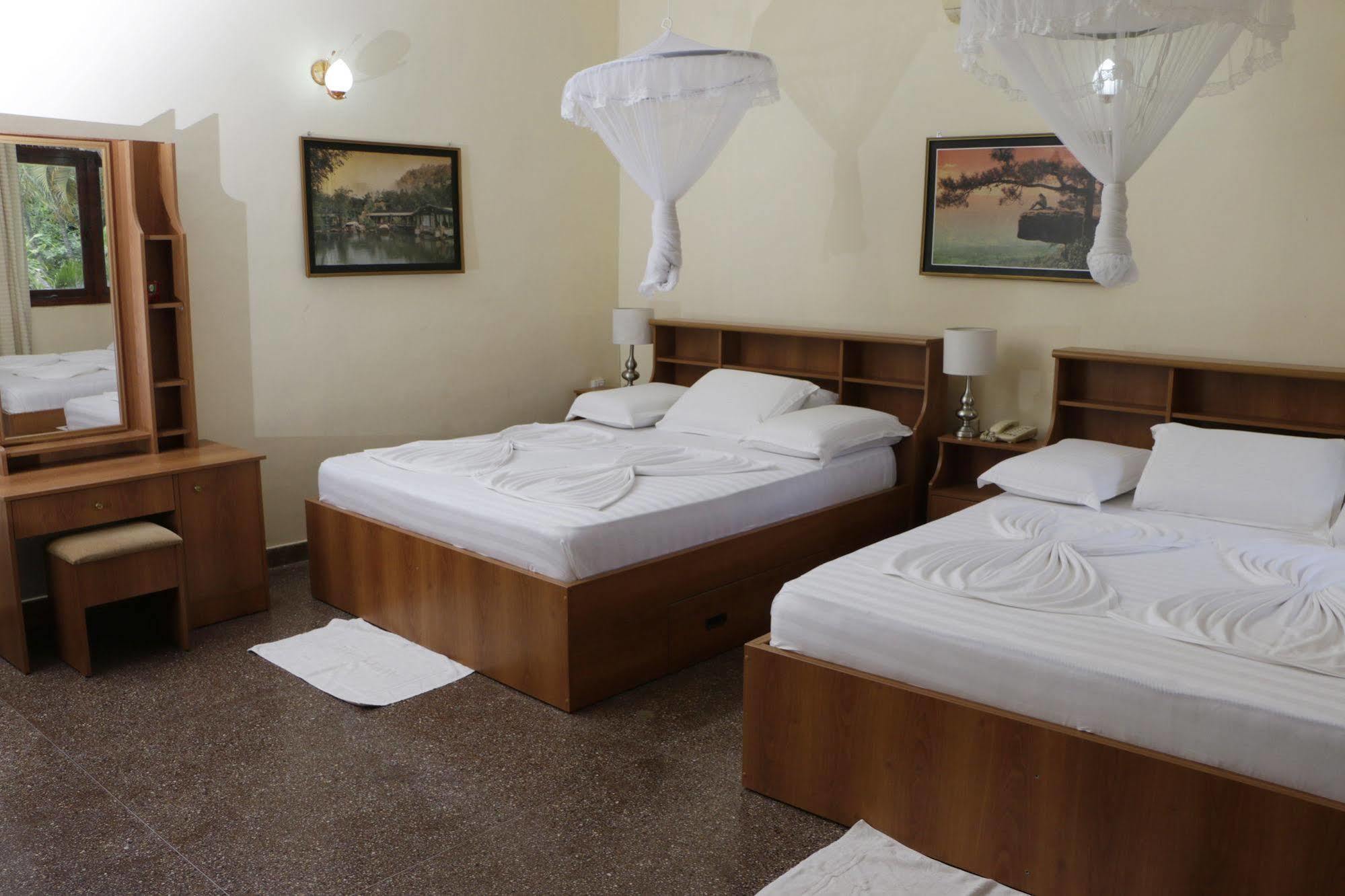 Hotel Milano Tourist Rest Anuradhápura Exteriér fotografie