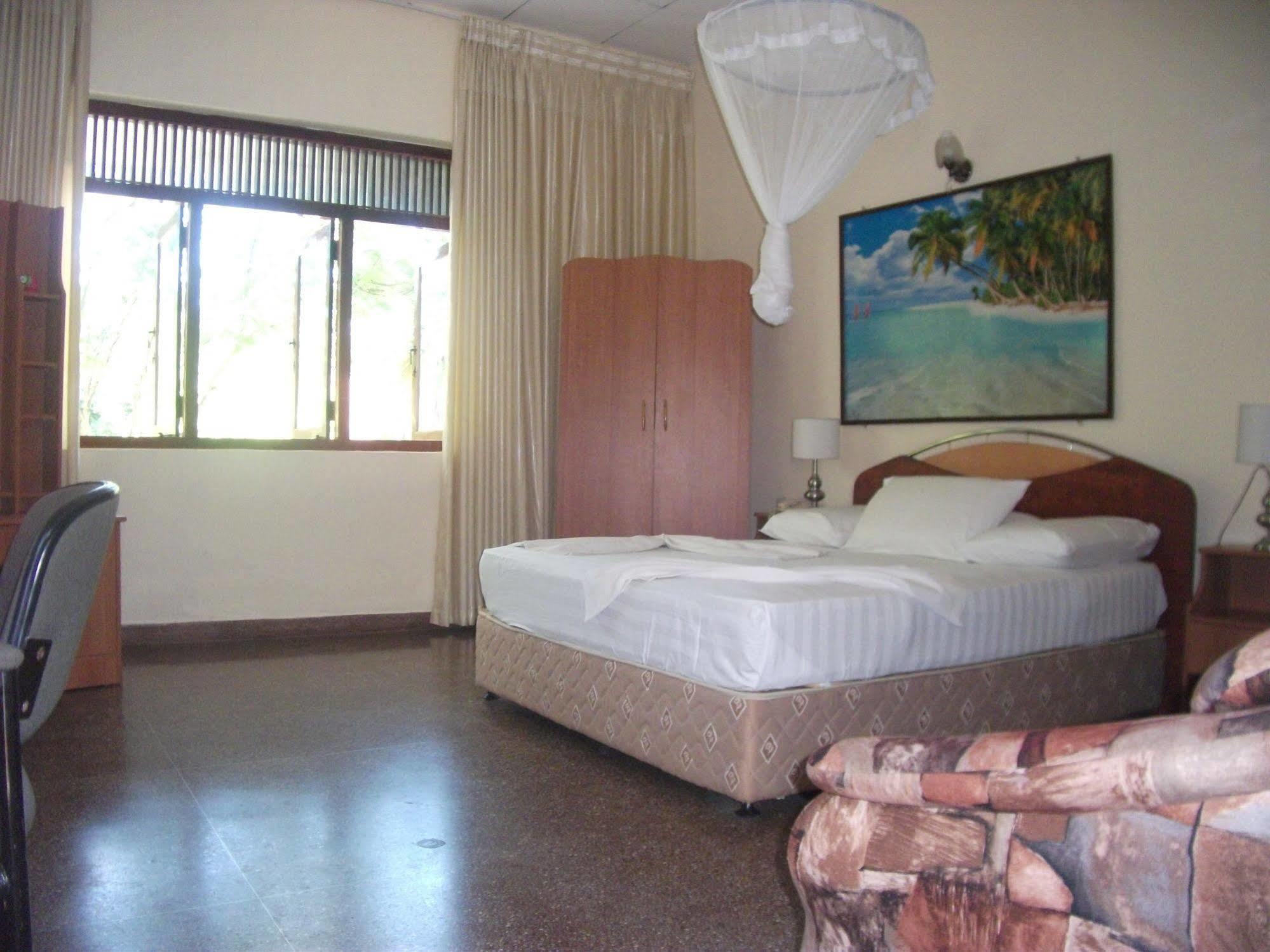 Hotel Milano Tourist Rest Anuradhápura Exteriér fotografie